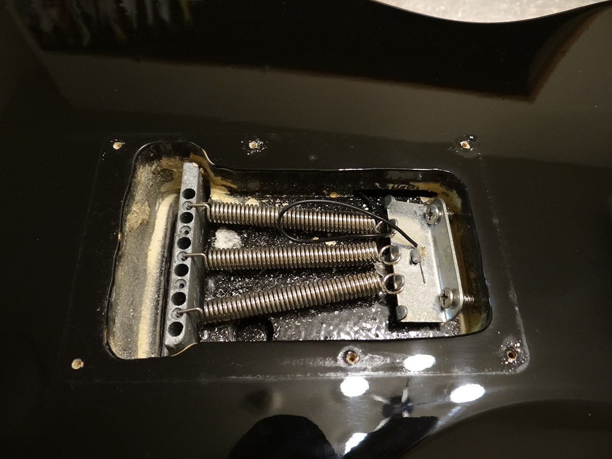 Legend LST-X改造記（その1）: ギターとバンドで苦労するブログ